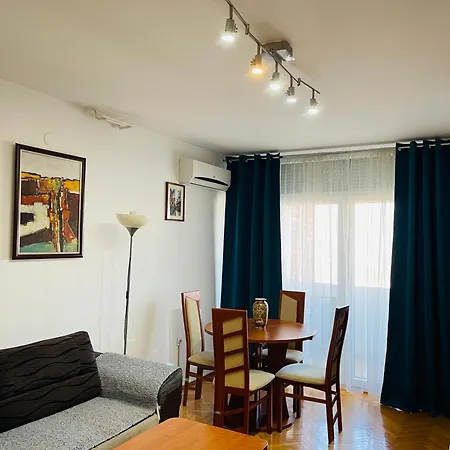 Appartement Riverhome Apartment-feel Like Skopje